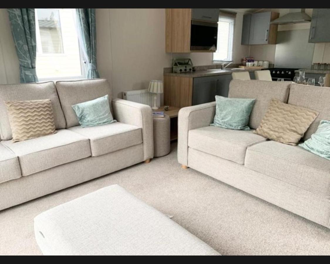 Exotic 3-Bed Caravan At Newquay Holiday Park Villa Luaran gambar