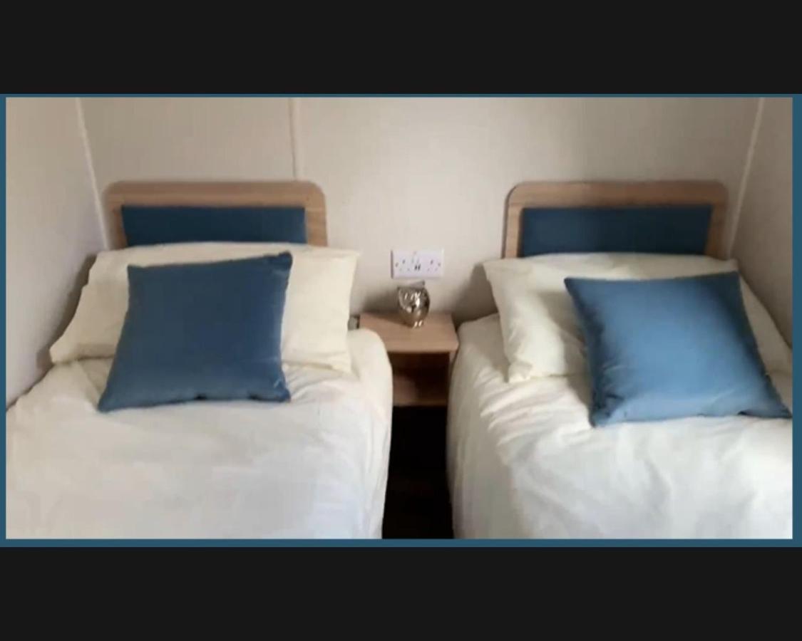 Exotic 3-Bed Caravan At Newquay Holiday Park Villa Luaran gambar