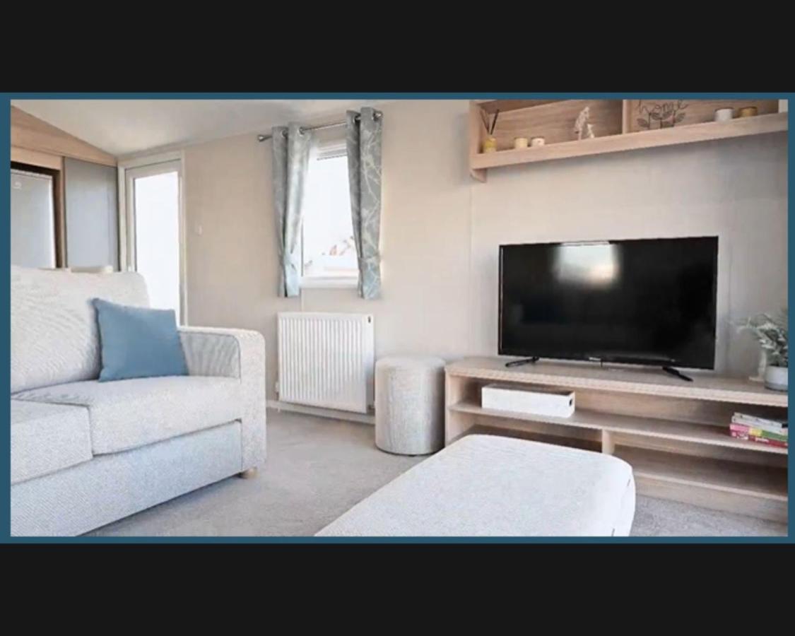 Exotic 3-Bed Caravan At Newquay Holiday Park Villa Luaran gambar