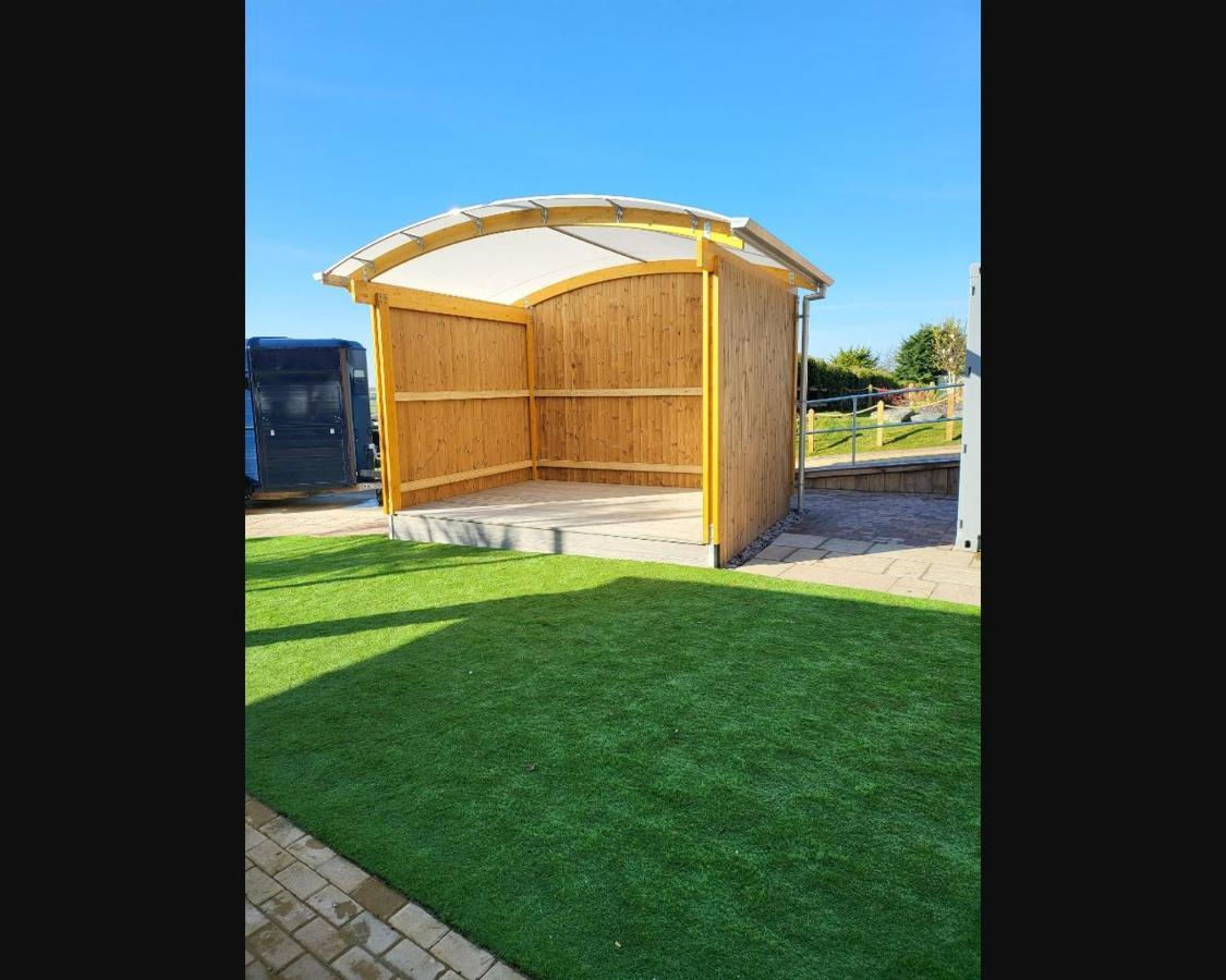 Exotic 3-Bed Caravan At Newquay Holiday Park Villa Luaran gambar